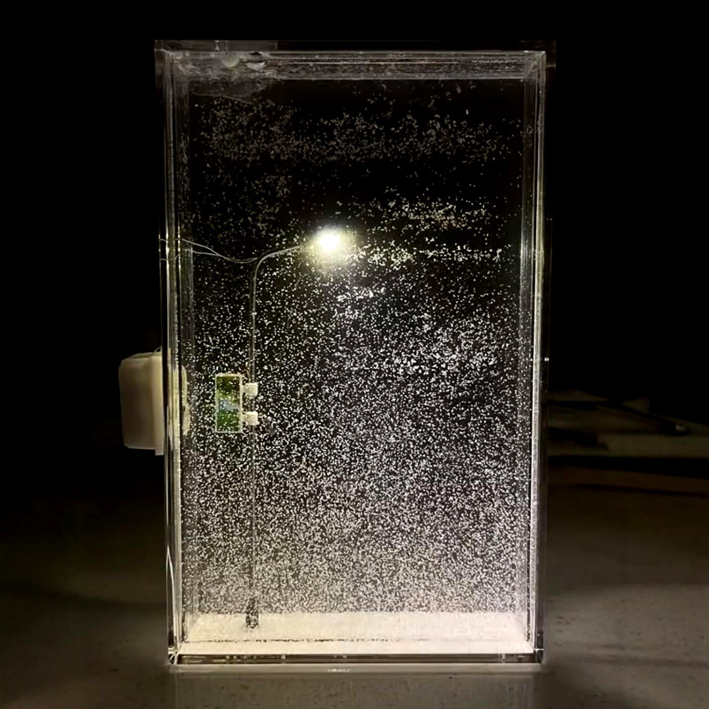 Snowy Night Street Lamp | DIY Materials Street Flowing Lamp
