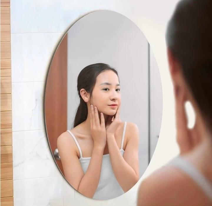 Modern Acrylic Mirror Duo: Oval & Square Set for Perfect Home Accents (Pack of 2)